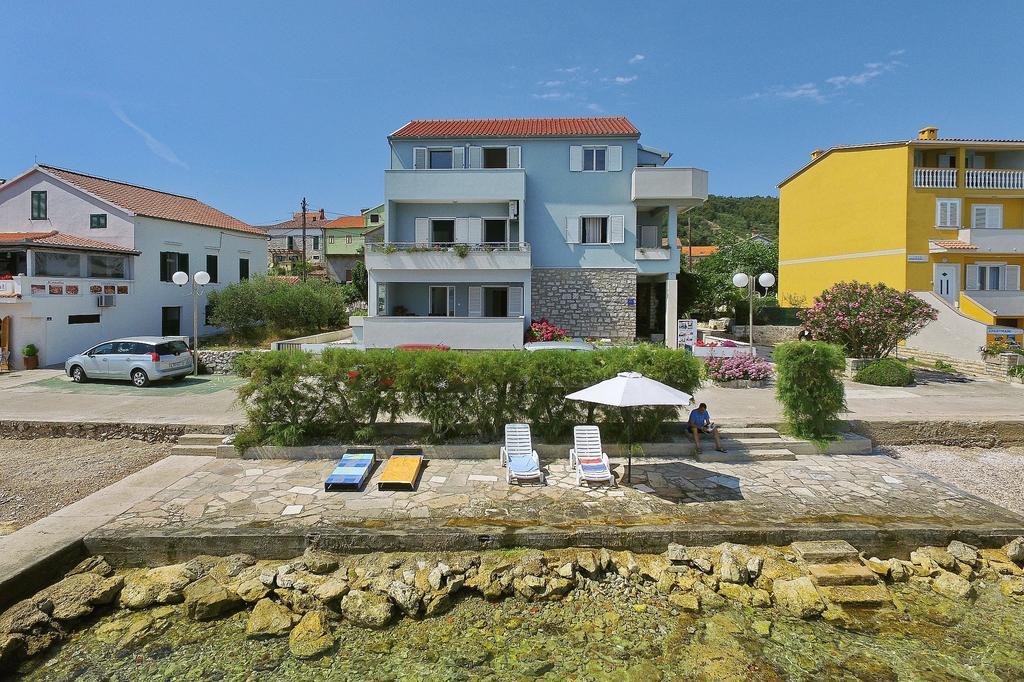 Punta Preko Apartments Экстерьер фото